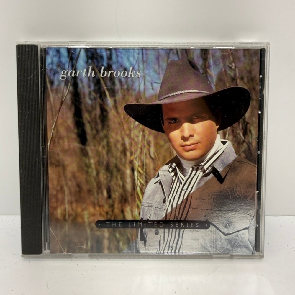 Garth Brooks The Limited Series CD Country Music Album 7243-4-94573-2-4 Capitol